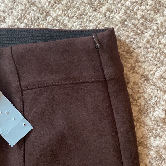 NWT Espresso Ann Taylor Faux Suede Leggings - Picture 3 of 4
